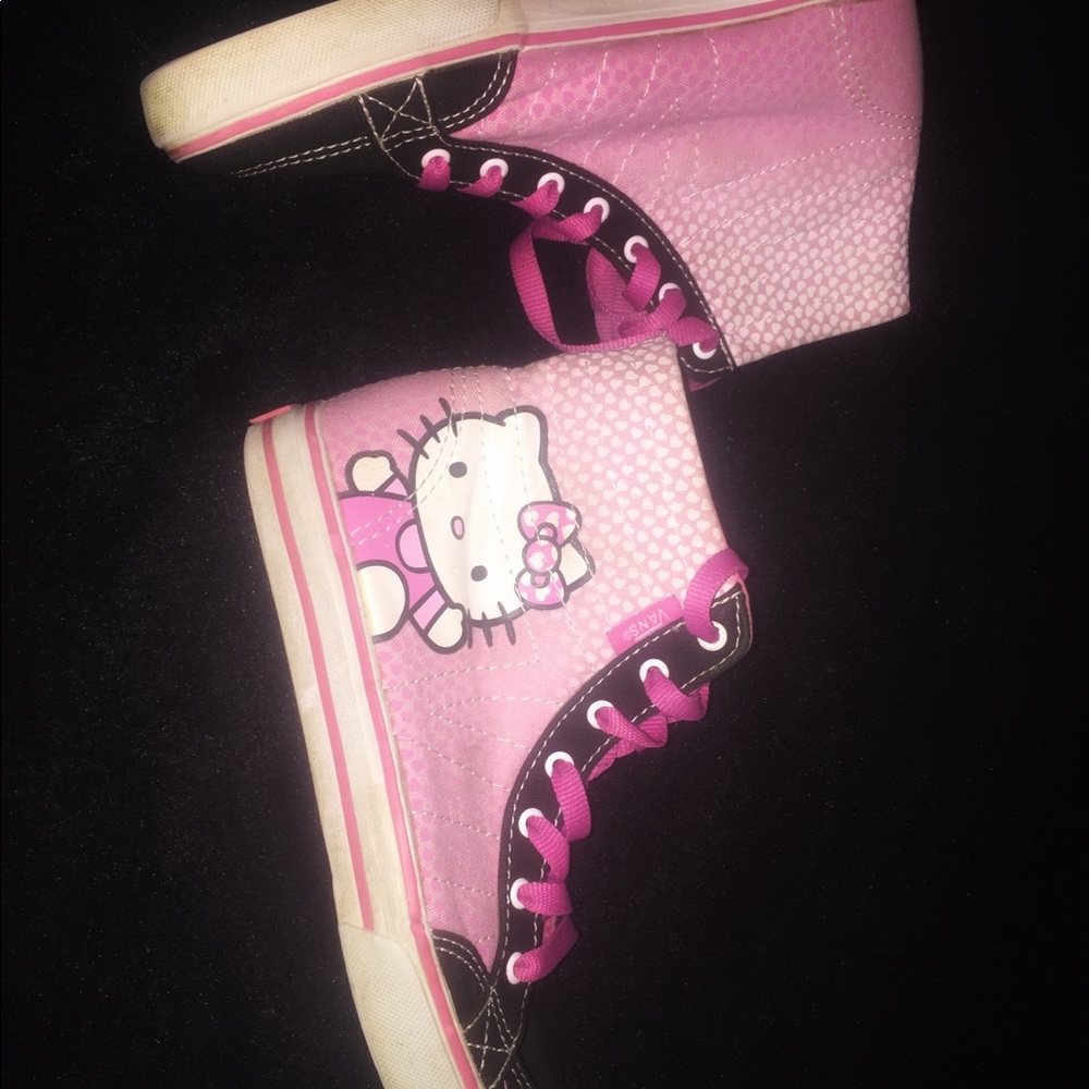 Vans Hello Kitty - Picture 2 of 5